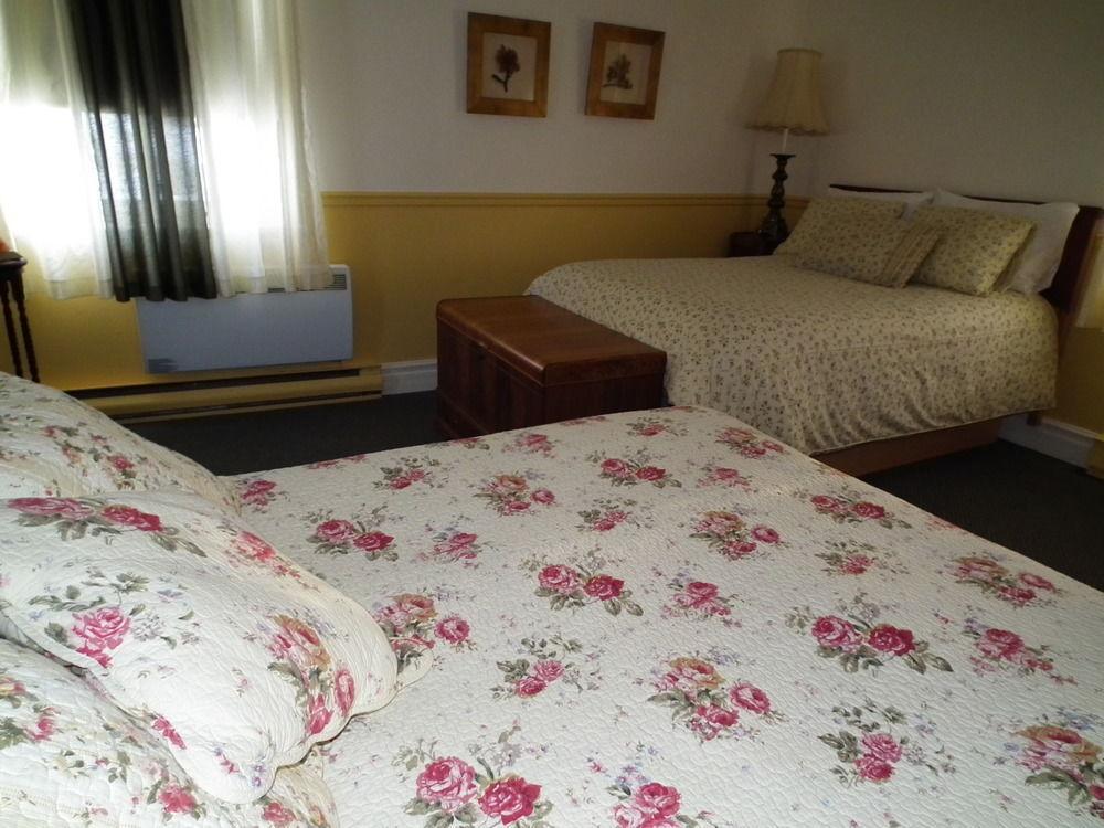 Auberge Beausejour ออมคีย์ ภายนอก รูปภาพ